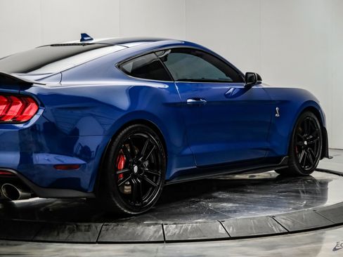 Used 2022 Ford Mustang Shelby GT500 w/ Technology Package RWD image 19