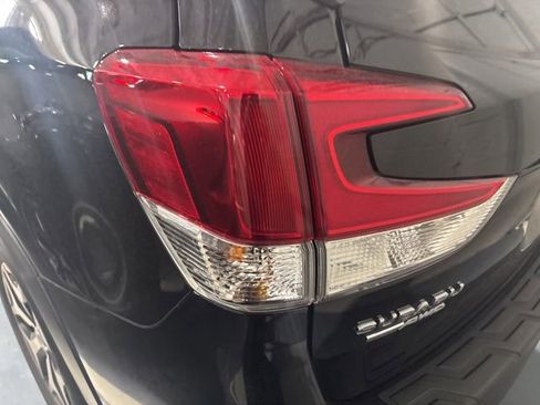 Used 2024 Subaru Forester Premium AWD/4WD image 6
