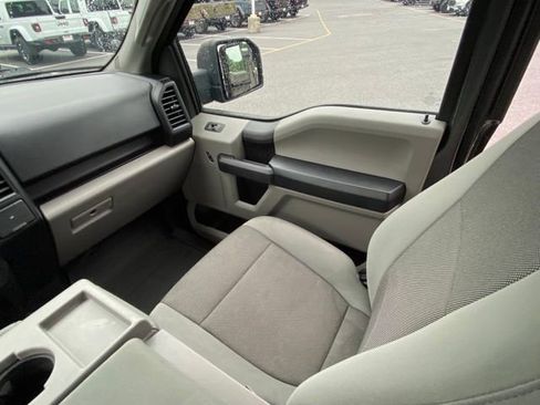 Used 2017 Ford F150 XL w/ Equipment Group 101A Mid RWD image 26