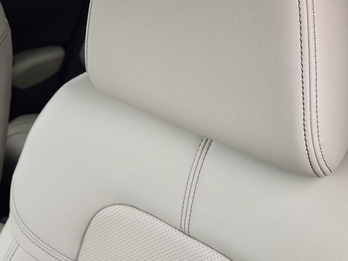 New 2027 Honda HR-V EX-L image 18