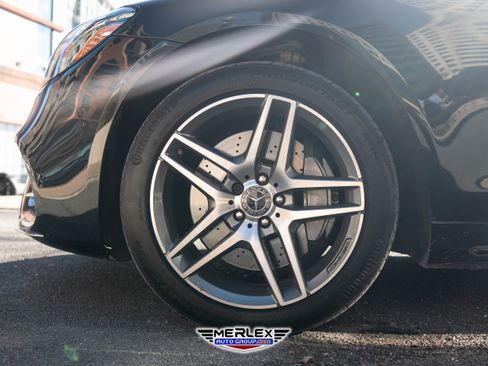 Used 2018 Mercedes-Benz S 560 S 560 4MATIC image 9