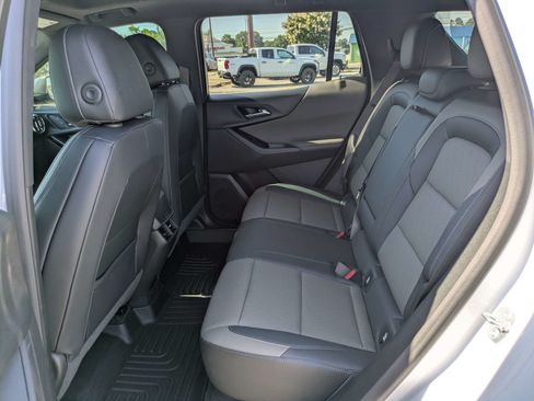 Used 2025 Chevrolet Equinox LT w/ Convenience Package II FWD image 15