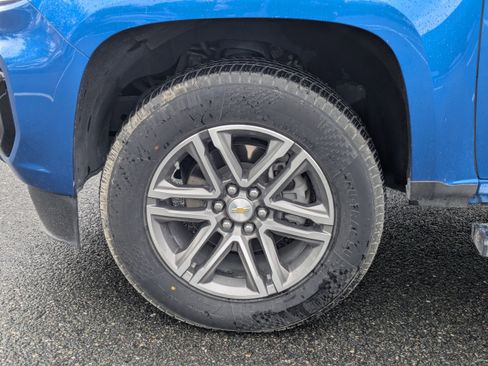 Used 2022 Chevrolet Colorado LT w/ LT Convenience Package image 3