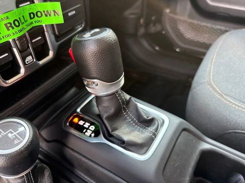 Used 2024 Jeep Wrangler Sport S image 23