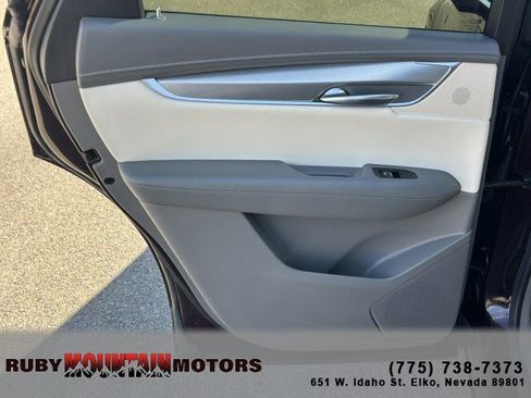 Used 2018 Cadillac XT5 Luxury image 18