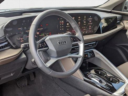 New 2025 Audi Q5 Premium Plus image 3