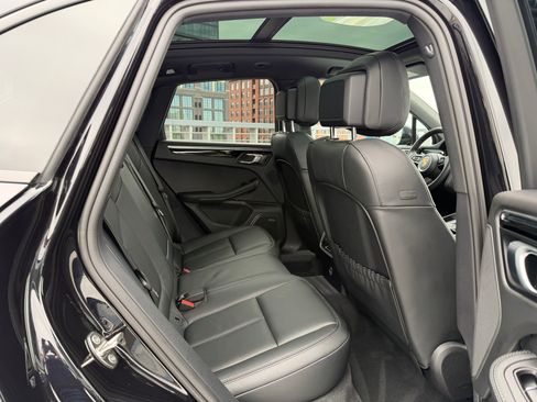 Certified 2026 Porsche Macan AWD/4WD image 20