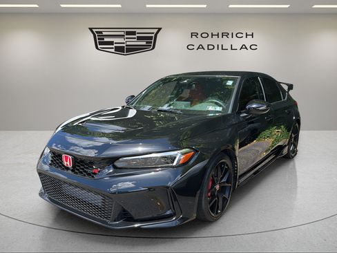 Used 2025 Honda Civic Type R image 1