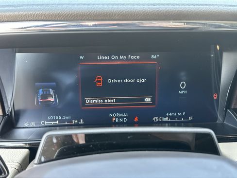 Used 2023 Lincoln Navigator Reserve AWD/4WD image 10