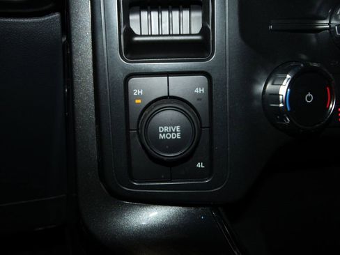 Used 2022 Ford F150 XLT w/ Equipment Group 302A High image 17