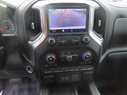 Used 2019 Chevrolet Silverado 1500 LTZ image 28