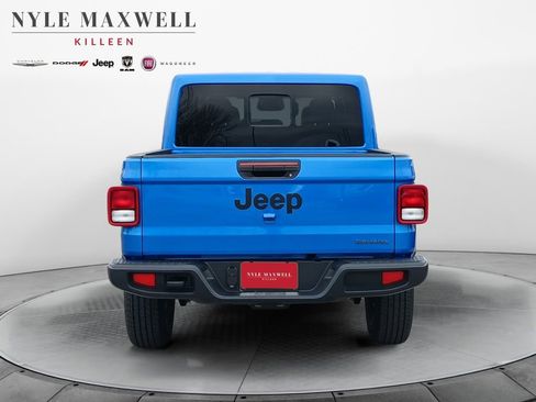 New 2026 Jeep Gladiator Sport AWD/4WD image 15