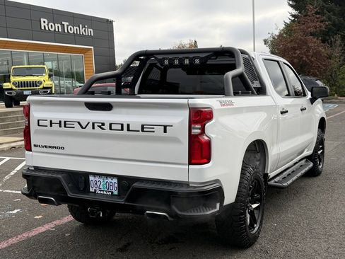 Used 2021 Chevrolet Silverado 1500 LT Trail Boss w/ LPO, Dark Essentials Package image 8