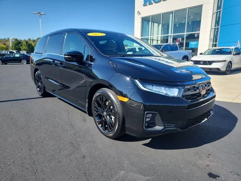 Certified 2025 Honda Odyssey Sport-L image 8