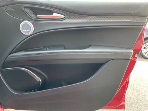 Used 2022 Alfa Romeo Stelvio Quadrifoglio w/ Active Assist Plus Package image 30