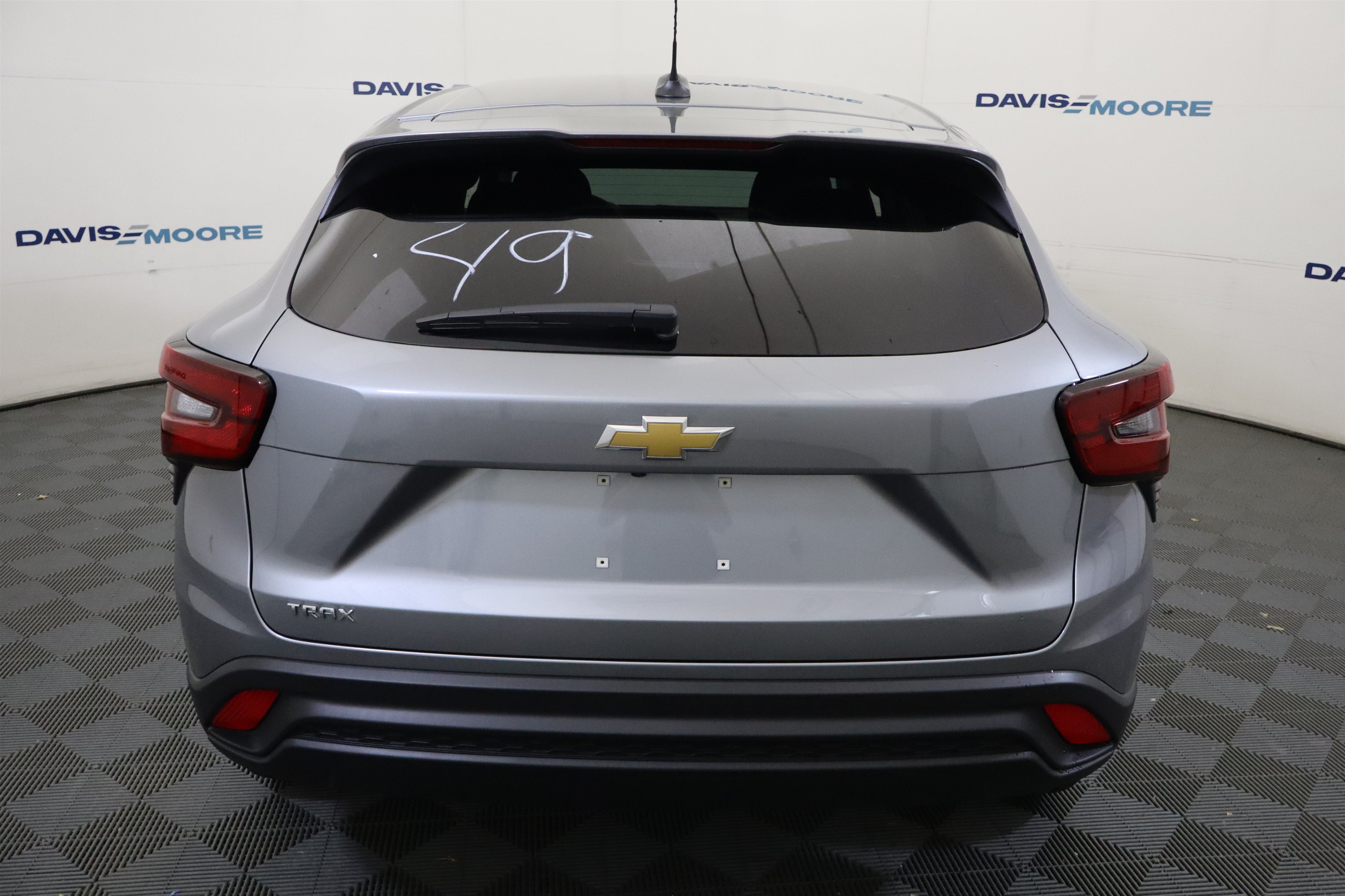 New 2026 Chevrolet Trax LS w/ LS Convenience Package FWD image 8