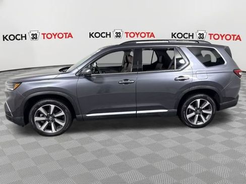 Used 2025 Honda Pilot Elite image 4