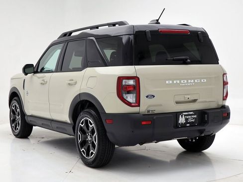 Used 2025 Ford Bronco Sport Outer Banks w/ Outer Banks Tech Package+ image 7