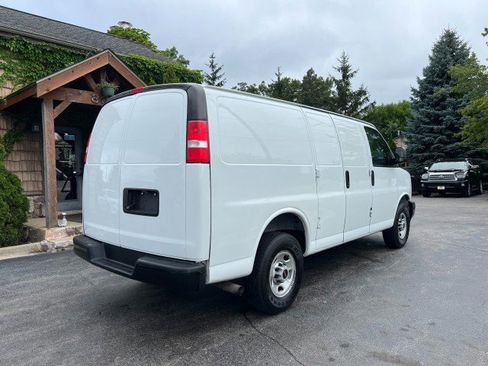 Used 2019 GMC Savana 2500 w/ Driver Convenience Package image 7