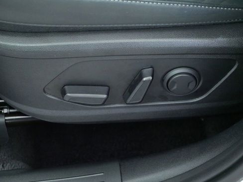 Certified 2023 Kia Sorento SX AWD/4WD image 25