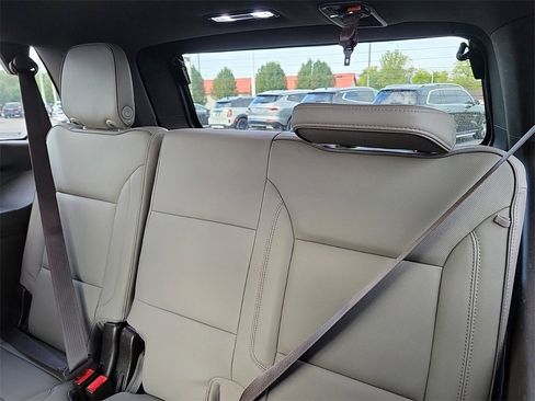 Certified 2023 GMC Yukon SLT image 11