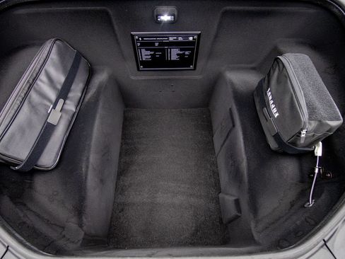 Used 2025 Ferrari 296 GTS RWD image 36