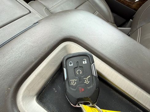 Used 2015 GMC Yukon Denali AWD/4WD image 11