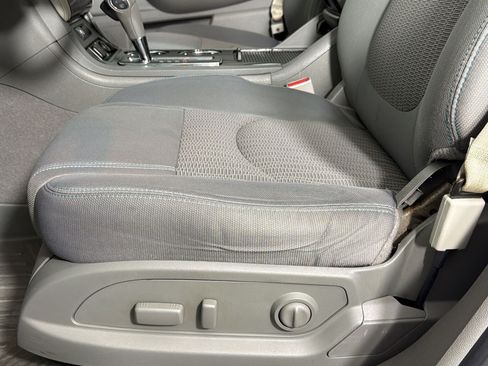 Used 2017 Chevrolet Traverse LT FWD image 13
