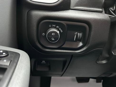 Used 2020 RAM 1500 Big Horn image 18