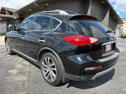 Used 2017 INFINITI QX50 AWD w/ Technology Package image 3