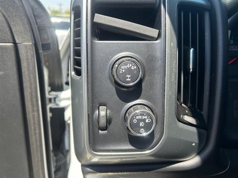 Used 2017 Chevrolet Silverado 1500 LT w/ All Star Edition AWD/4WD image 18