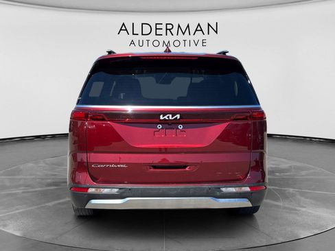 Used 2022 Kia Carnival SX FWD image 4