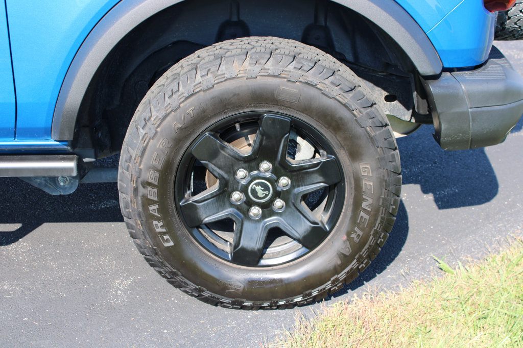 Used 2024 Ford Bronco Black Diamond AWD/4WD image 9
