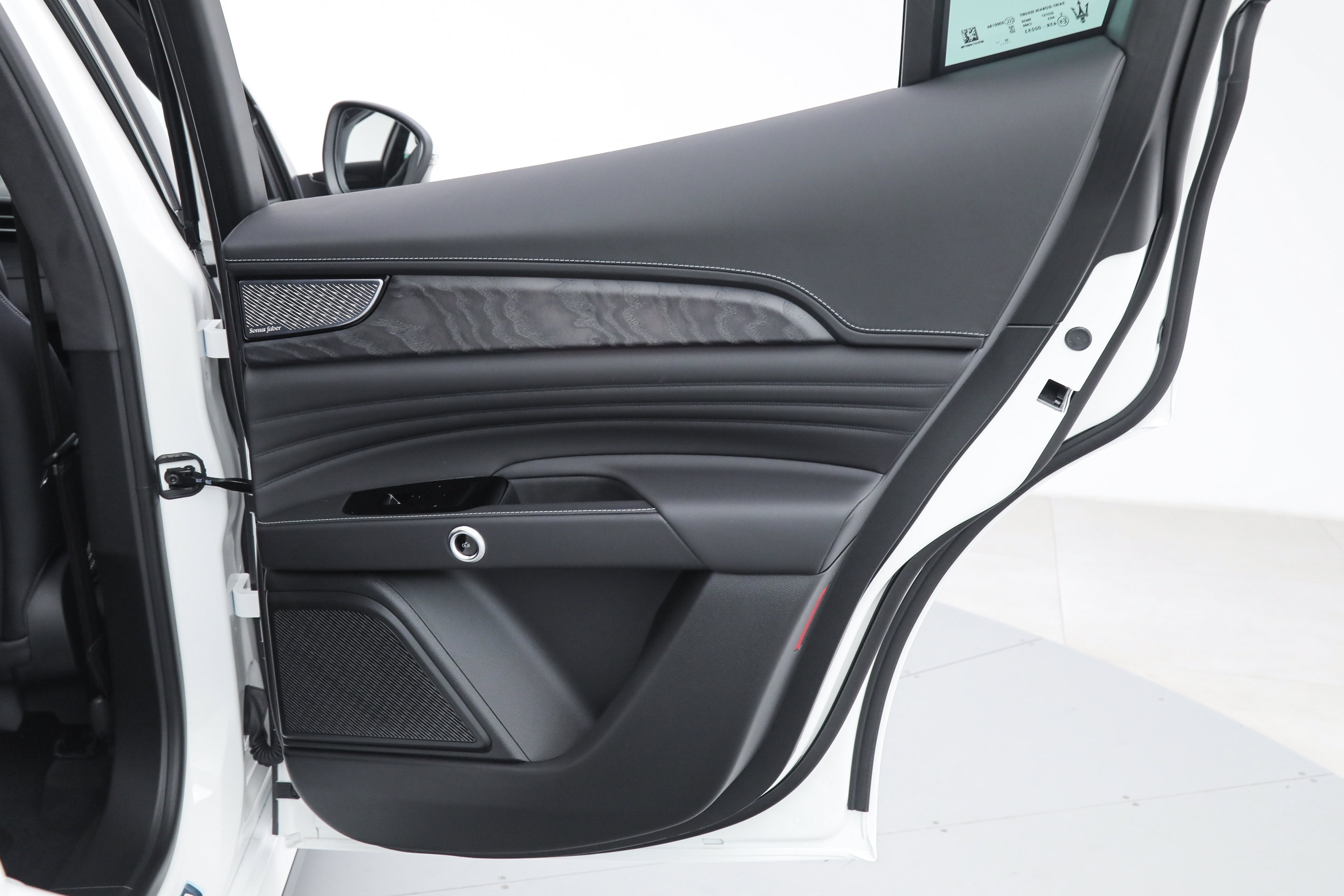 New 2025 Maserati Grecale Modena AWD/4WD image 13