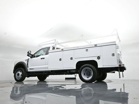 New 2025 Ford F450 XL w/ XL Chrome Package image 55