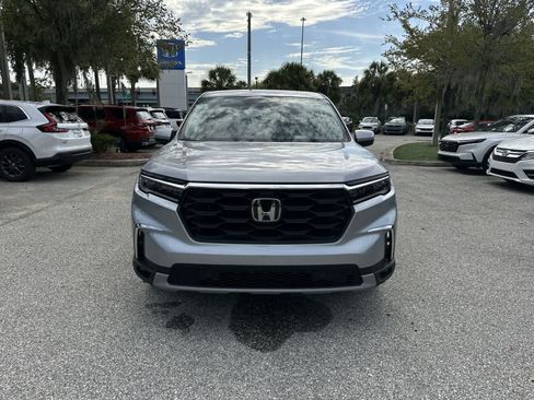 Used 2025 Honda Pilot EX-L image 8