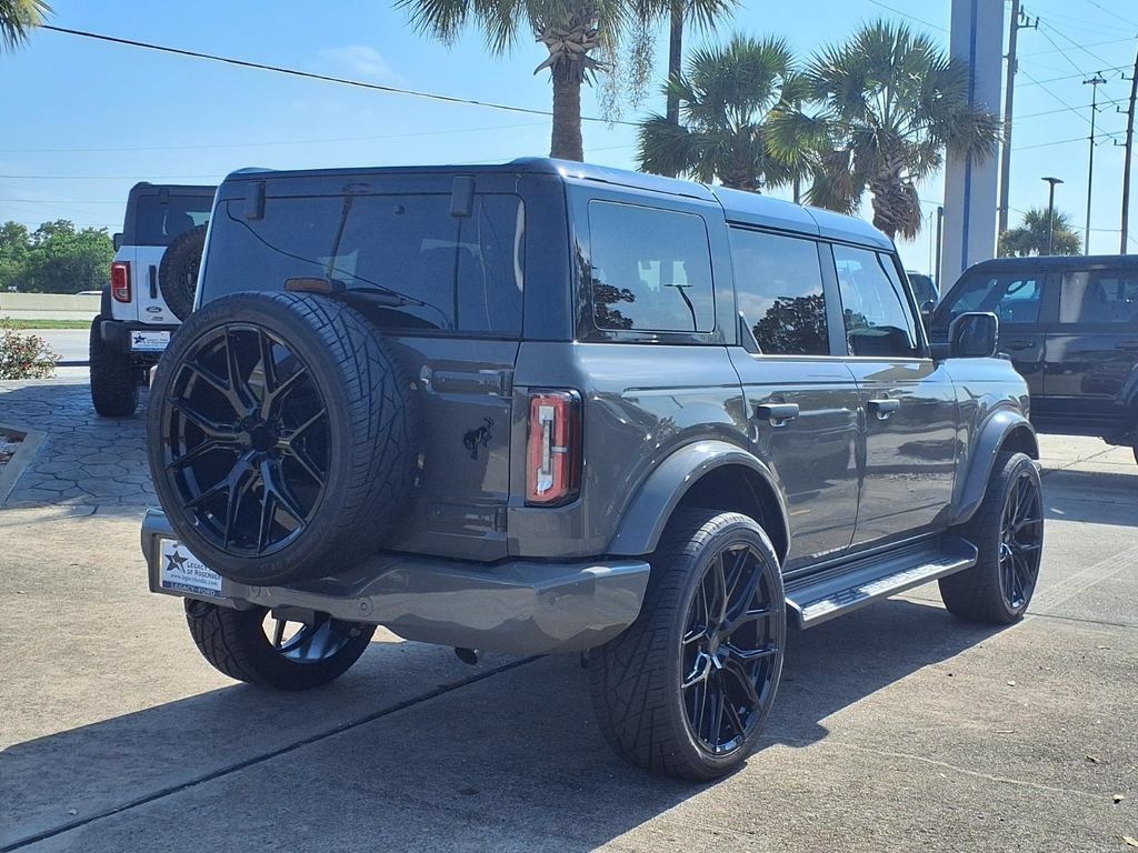 New 2026 Ford Bronco Outer Banks AWD/4WD image 2
