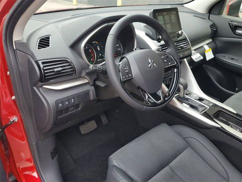New 2025 Mitsubishi Eclipse Cross SE image 10