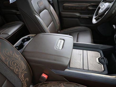 New 2025 RAM 1500 Limited image 33