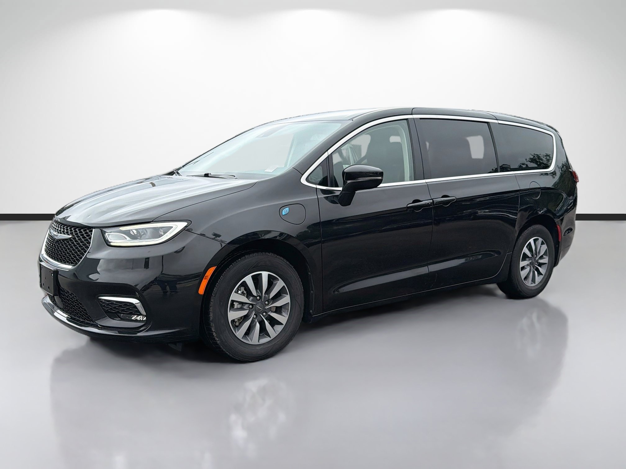 Used 2024 Chrysler Pacifica Limited FWD image 7