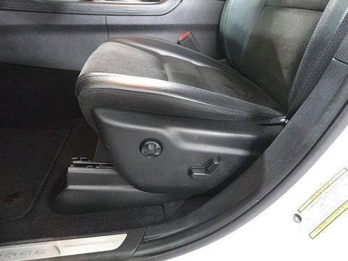 Used 2021 Dodge Durango GT image 11