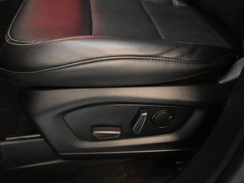 Used 2023 Ford Explorer Limited w/ Hybrid Equipment Group 310A image 3