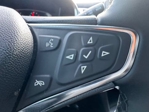 Used 2024 Chevrolet Equinox LT FWD image 8