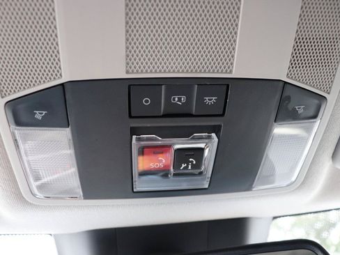 Used 2025 Mitsubishi Eclipse Cross AWD image 42