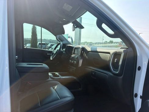 Used 2022 GMC Sierra 1500 SLT AWD/4WD image 13