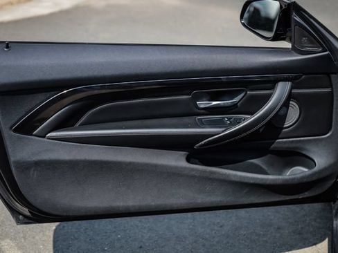 Used 2015 BMW M4 Coupe RWD image 35