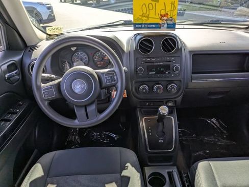 Used 2014 Jeep Patriot Sport w/ Power Value Group AWD/4WD image 26