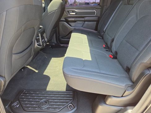 Used 2021 RAM 1500 Big Horn AWD/4WD image 21