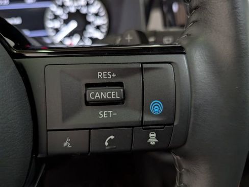 Used 2023 Nissan Pathfinder SL w/ SL Premium Package AWD/4WD image 19