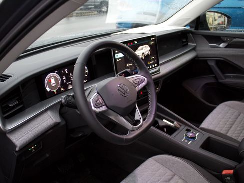 New 2026 Volkswagen Tiguan S AWD/4WD image 10